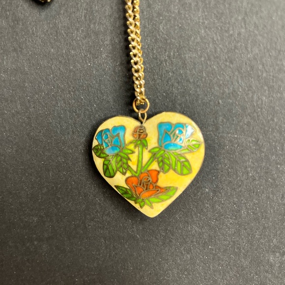 Vintage Cloisonne Enamel Porcelain Heart Floral Ornament Gold Brass - Picture 6 of 10